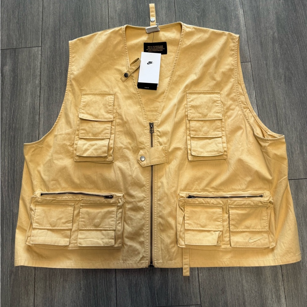 Nike Life Utility Gilet Fishing Vest Mens FN3214-252 Sesame New